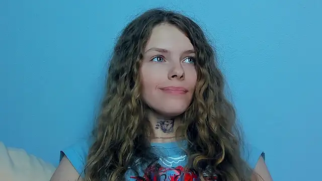 Chat +18 de RayaNenlia ao vivo