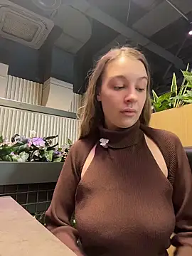 XXX chat uživo modela SashaCatt