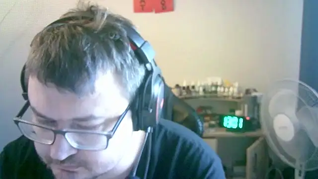 Živý XXX chat SirAbuser