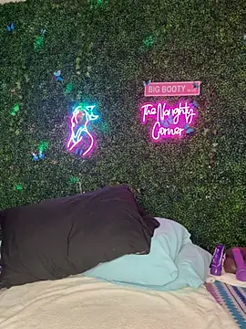 Онлайн чат XXX RenaThickAss