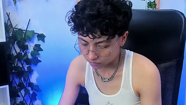 Im_Mathias élő XXX-chatje