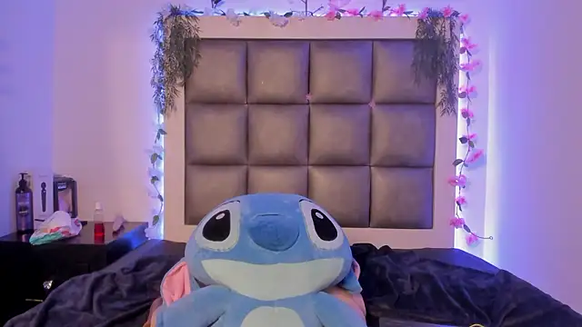 abbiecollins_js 라이브 XXX 채팅