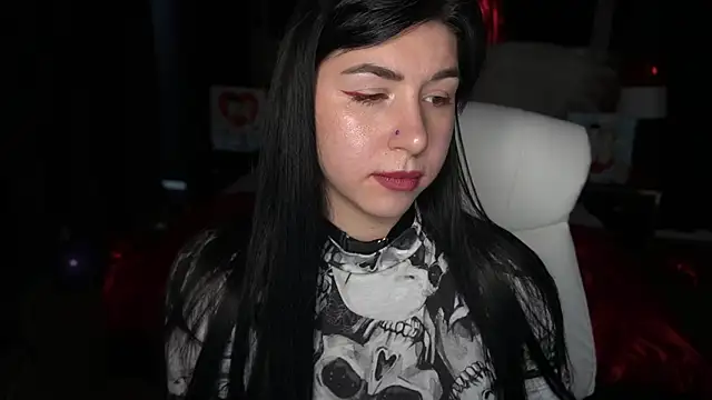 دردشة EmilyCandyy الجنسية المباشرة