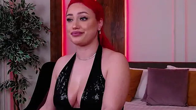 دردشة EmyHilton الجنسية المباشرة