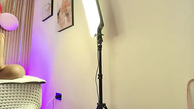 ChalotteGrey – Naživo XXX chat