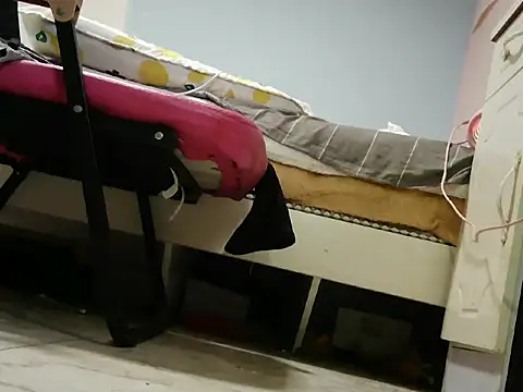 VX-babygirl3323 Show Webcam