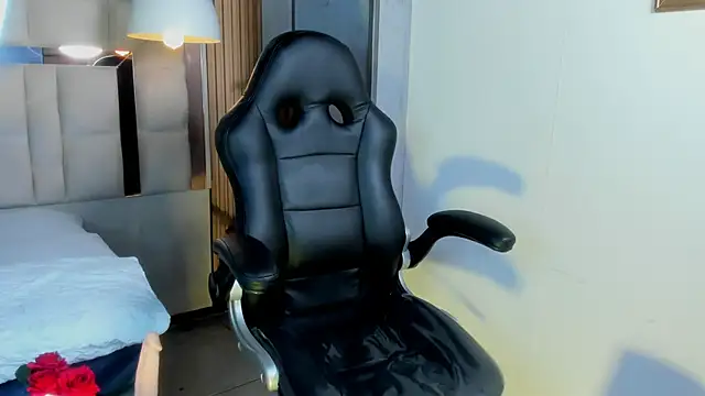 SaraJoness__ – Naživo XXX chat