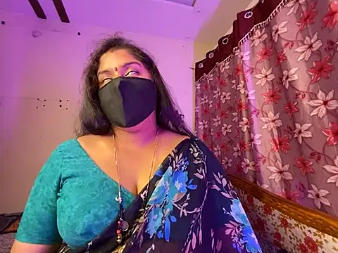 دردشة LouleyRanii الجنسية المباشرة