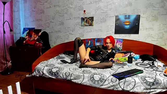 Chat +18 de KagamiTayga ao vivo