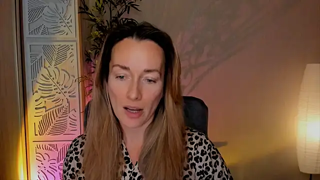 RebeccaMartinez 现场XXX聊天