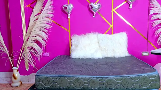 scarletdream5 Live XXX Chat