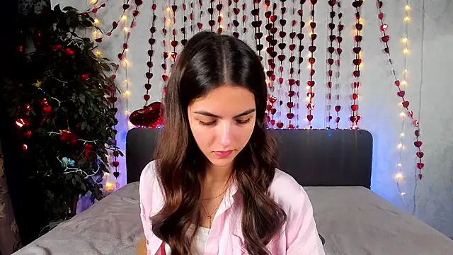 Milana_Crystal_ Chat XXX in diretta