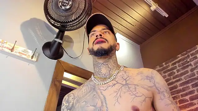 دردشة VinzenzRizzo الجنسية المباشرة