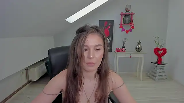 แชท XXX สดของ LouannaHart