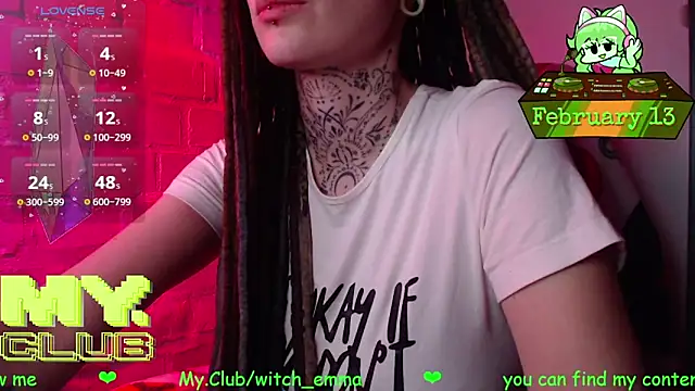 Witch_Emma élő XXX-chatje