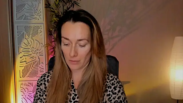 แชท XXX สดของ RebeccaMartinez