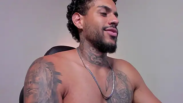 LuigiVitale_1のライブXXXチャット