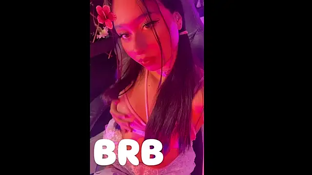 Czat XXX na żywo – Kassandra_Foxxx