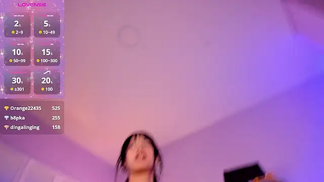 XXX chat uživo modela Seren_Bleck