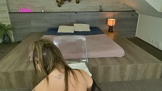 Živý XXX chat hornyb33_