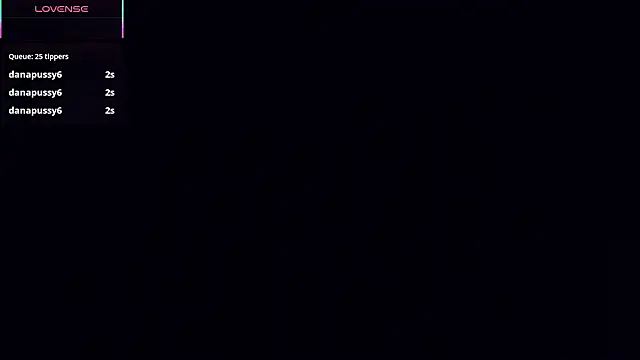 Roxxi_2110: онлайн-секс-чат