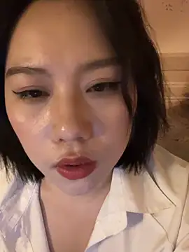 Eliza-E 在線直播表演