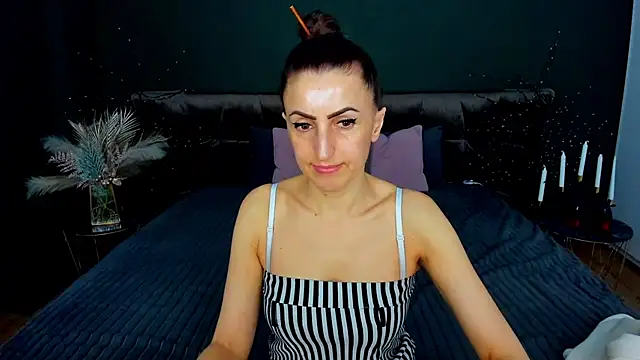 Rebecca_Diamond – Naživo XXX chat