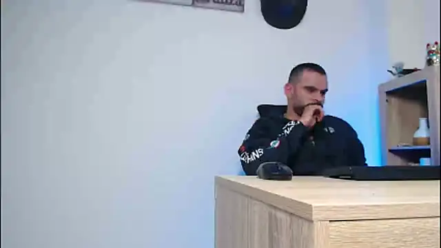 XXX chat uživo modela cowboyht