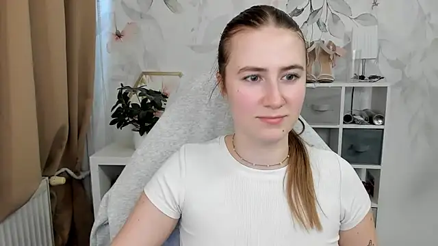 candy_Megan: онлайн-секс-чат