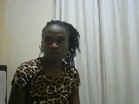 sly_minah's Live XXX Chat