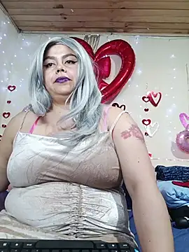 Chat +18 de celeste_hotty ao vivo