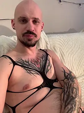 AssHunter4k élő XXX-chatje