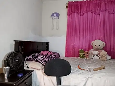 Онлайн чат XXX Eyes_ForMafe