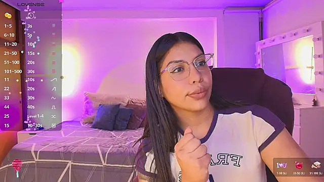 kloe28 élő XXX-chatje