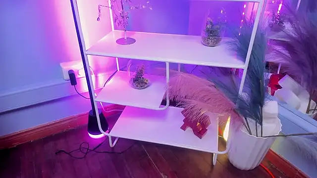 KathiaSaenz_ élő XXX-chatje