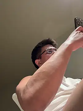 แชท XXX สดของ SebastianReiss