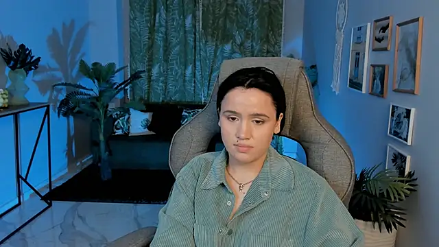 MonicaFarmer Chat XXX live