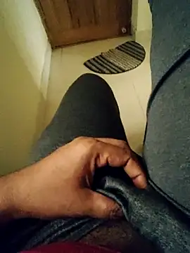 แชท XXX สดของ jayahotvirgin