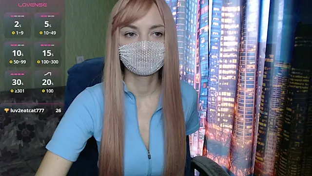 sophie_ainsworth élő XXX-chatje