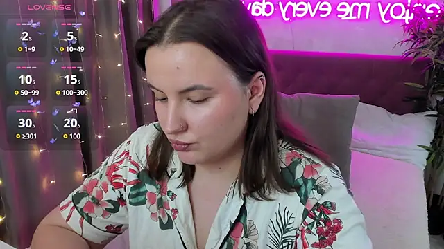 FeralPeachのライブXXXチャット