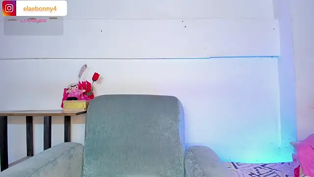 Chat +18 de Keily-w ao vivo