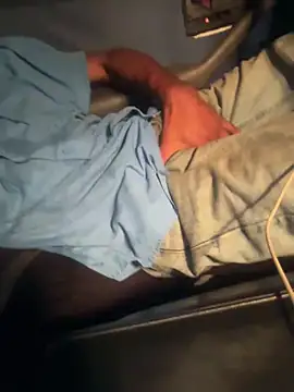 Show modela ZF-Athlete na web-kameri