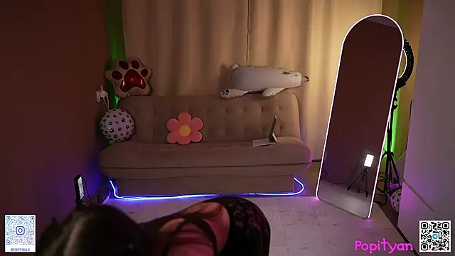 popityan1 Chat XXX live