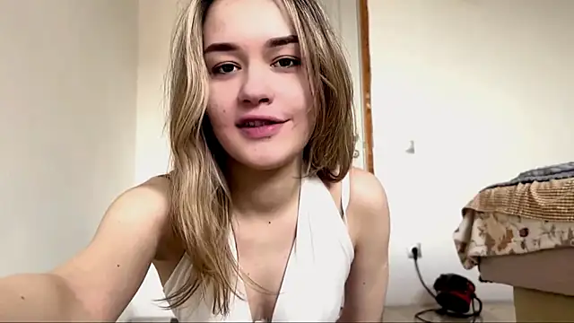 Show de Little_ines na webcam