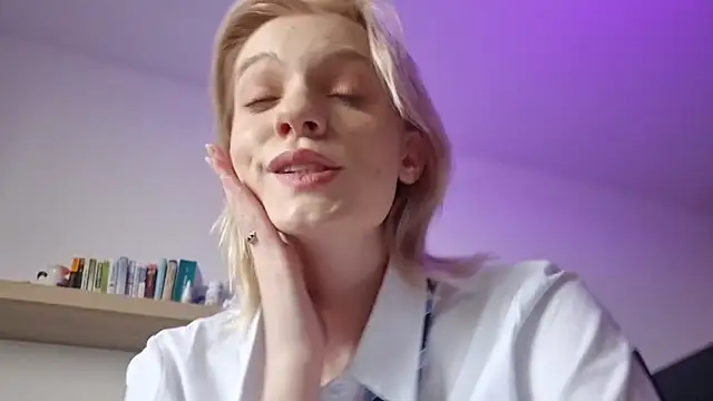 AuraNevera Live XXX Chat