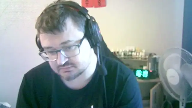 Chat XXX en directo de SirAbuser