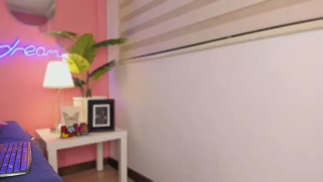 SoySaraa Adlı Modelin Canlı XXX Sohbeti