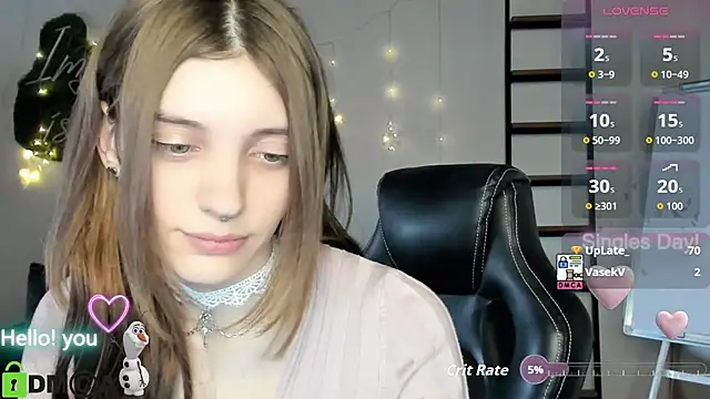 CherryBloom777 live XXX chat