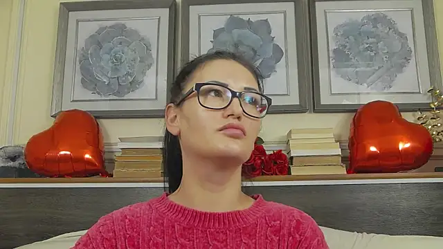 HellenDesire Chat XXX in diretta