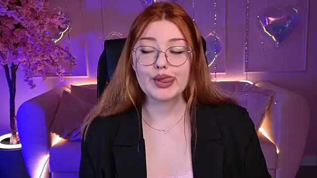 StaceyJensenのライブXXXチャット